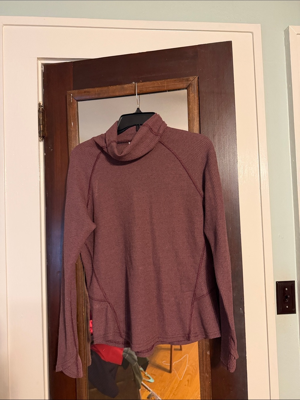 Kuhl Women's Dusty Mauve  Waffle activewear Cowl Sweater